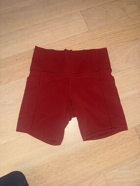 Athleta High-Waist Women's Performance Shorts - Deep Red